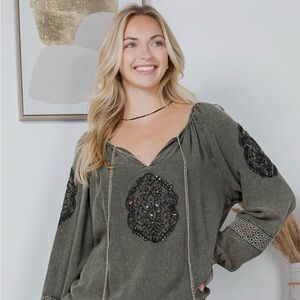 Chic Green (o.live) Embroidered Blouse